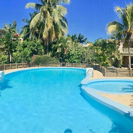 Beachfront Villa In A Beautiful And Secured Complex Flic-en-Flacq Exterior foto