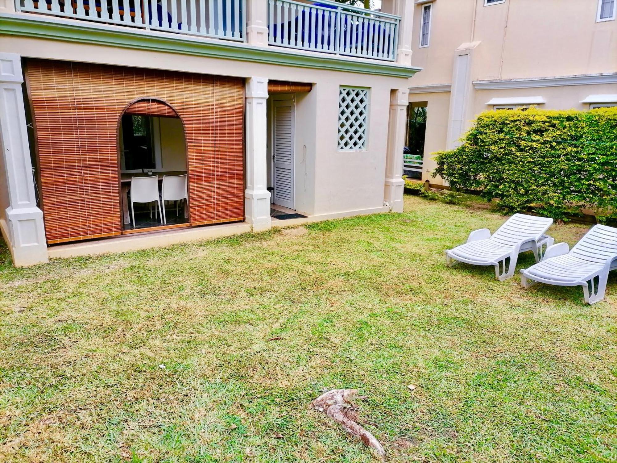 Beachfront Villa In A Beautiful And Secured Complex Flic-en-Flacq Exterior foto